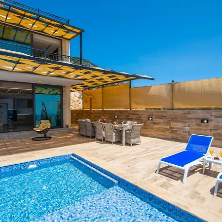 Villa Mona Roza, Kalkan, 5 Bedrooms