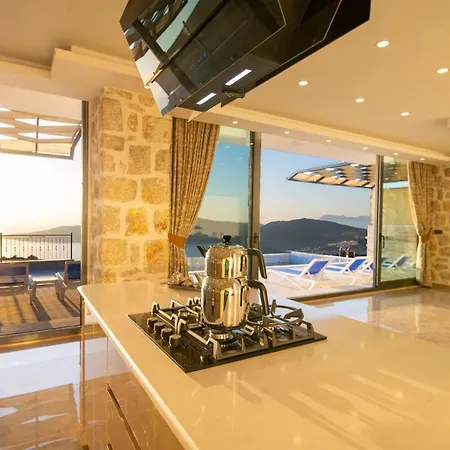 Villa Mona Roza, Kalkan, 5 Bedrooms Kalkan